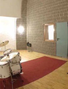 Acoustic Door - Studio
